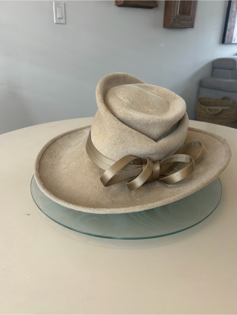 Philip Treacy Beige Wide-Brim Fedora with Ribbon Detail - Picture 4 of 5
